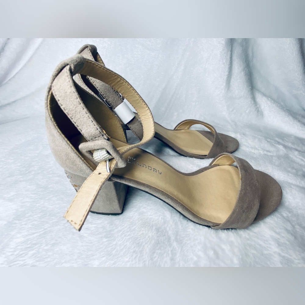 CL by Laundry size 7.5 M